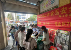 继续开展食物平安宣传进村落、进校园等活